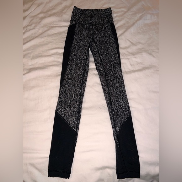 Lululemon Leggings - Picture 1 of 1